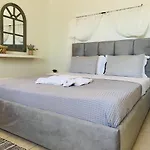 Dream House 펜션 Alikí