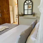 펜션 Dream House Alikí