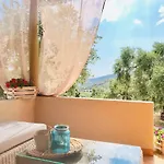 펜션 Dream House Alikí